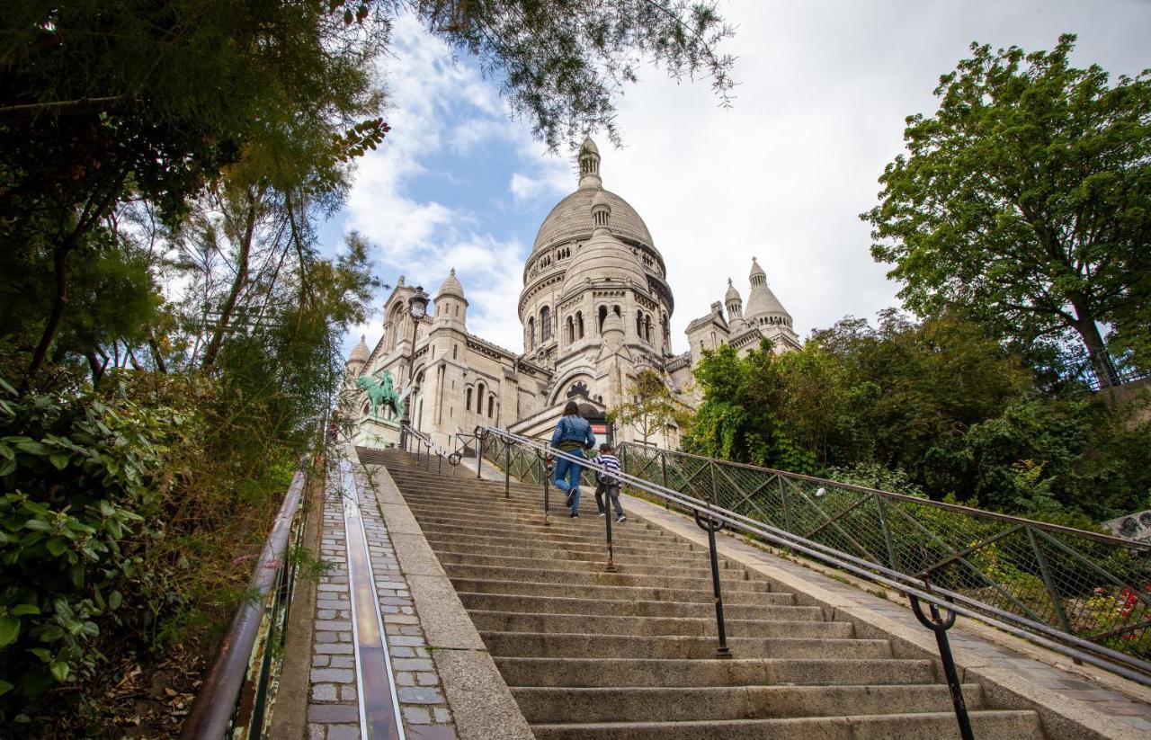 Le Village Montmartre By Hiphophostels Parigi Esterno foto